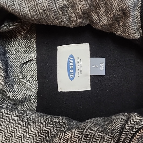 Old Navy brand Vest - Picture 6 of 7